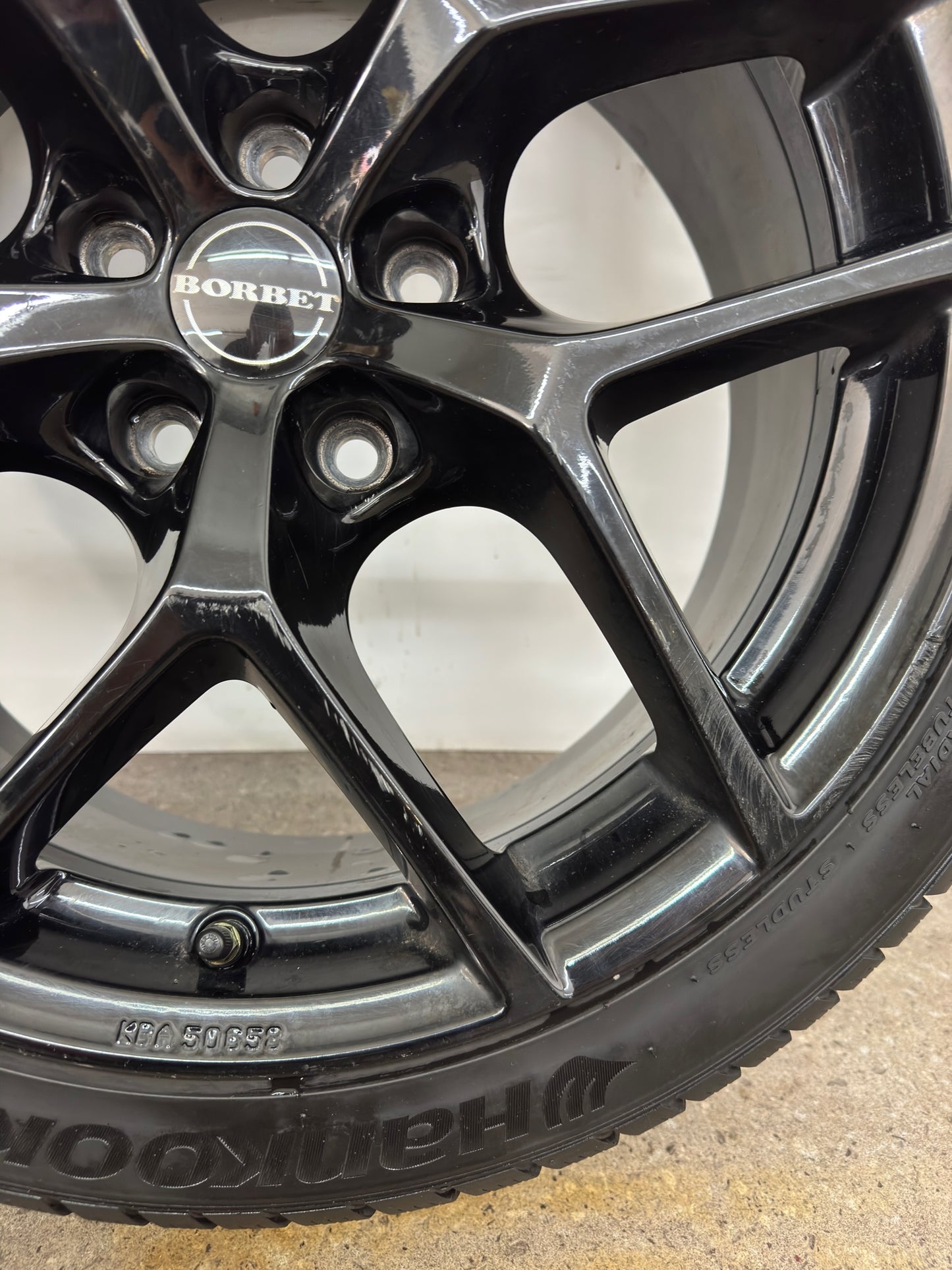 VW Golf VIII 7 5G Audi A3 S3 8V TT 8J Seat Cupra Leon 1P 5F Skoda Octavia III 3 5E 18 Zoll Winterräder Winterreifen Felgen Alufelgen 225/40 R18 92V M+S Schwarz Sport Line Borbet KBA 50658
