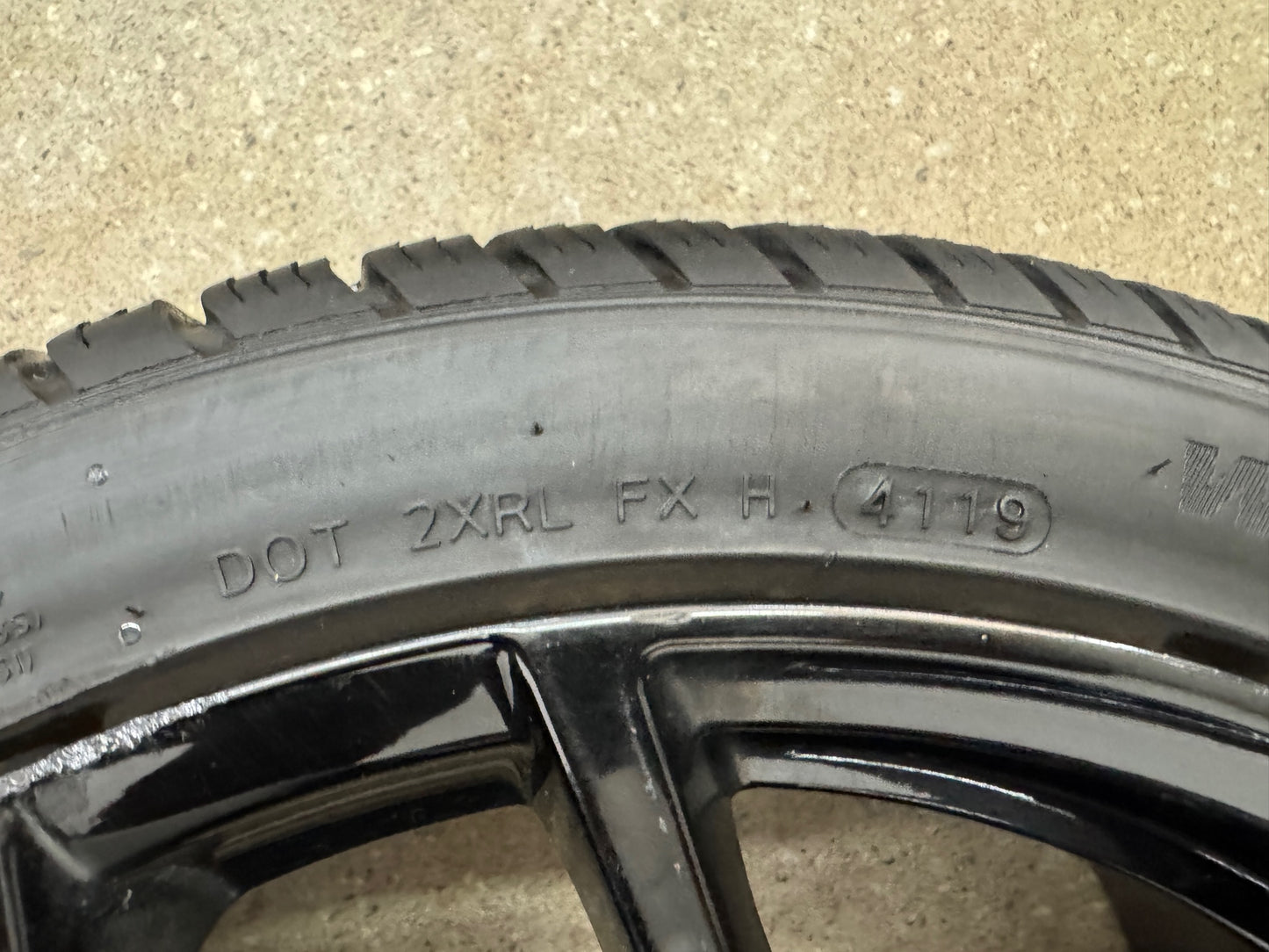VW Golf VIII 7 5G Audi A3 S3 8V TT 8J Seat Cupra Leon 1P 5F Skoda Octavia III 3 5E 18 Zoll Winterräder Winterreifen Felgen Alufelgen 225/40 R18 92V M+S Schwarz Sport Line Borbet KBA 50658