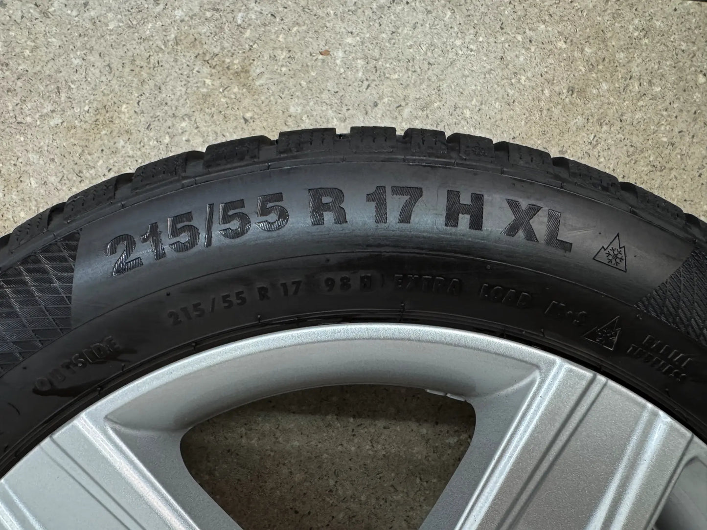 VW Passat B8 3G 3C Sharan 7N Arteon Skoda Superb III 3T Ateca 5FP Alhambra Audi Q3 8U Q2 GA A6 Allroad 4F 4F1 17 Zoll Winterräder Winterreifen Felgen Alufelgen 215/55 R17 98H M+S Winterradsatz