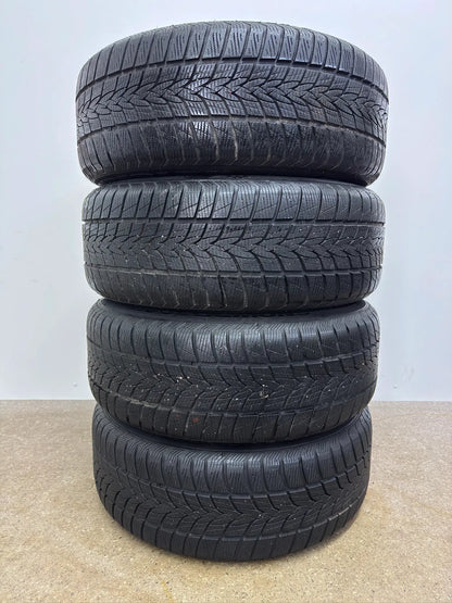 VW Tiguan II 2 5N AD1 Allspace Audi Q3 F3 18 Zoll Winterräder Winterreifen Felgen Alufelgen 235/55 R18 104V M+S 8x18 ET44 KBA 53205 Schwarz SUV R-Line Winterradsatz