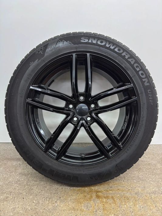 VW Tiguan II 2 5N AD1 Allspace Audi Q3 F3 18 Zoll Winterräder Winterreifen Felgen Alufelgen 235/55 R18 104V M+S 8x18 ET44 KBA 53205 Schwarz SUV R-Line Winterradsatz
