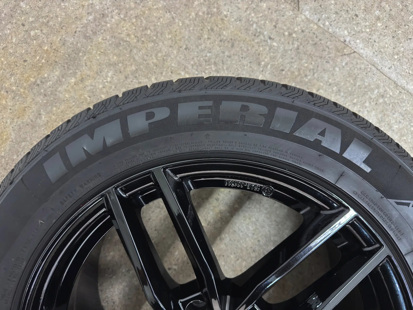 VW Tiguan II 2 5N AD1 Allspace Audi Q3 F3 18 Zoll Winterräder Winterreifen Felgen Alufelgen 235/55 R18 104V M+S 8x18 ET44 KBA 53205 Schwarz SUV R-Line Winterradsatz