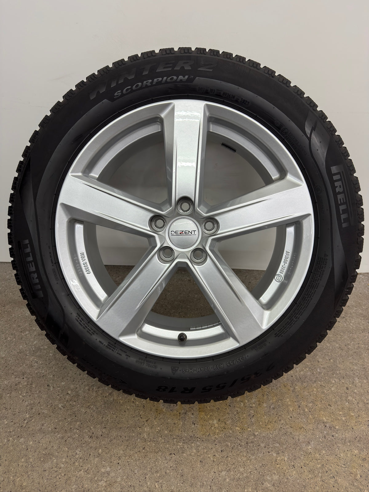 TOP DOT23 Volvo XC40 X 536 S90 V90 Cross Country 18 Zoll Winterräder Winterrreifen Felgen Alufelgen 235/55 R18 104H M+S SUV Silber Winterradsatz 5x108 7,5x18 ET50,5 KBA53529