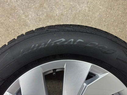 WIE NEU 7,7mm DOT25 Original VW Tiguan II 2 III 3 CTI Tayron R4 17 Zoll Bari Winterräder Winterreifen Felgen 571601025 Alufelgen 215/65 R17 99H M+S Allspace AD1 5NA Winterradsatz SUV MwSt.