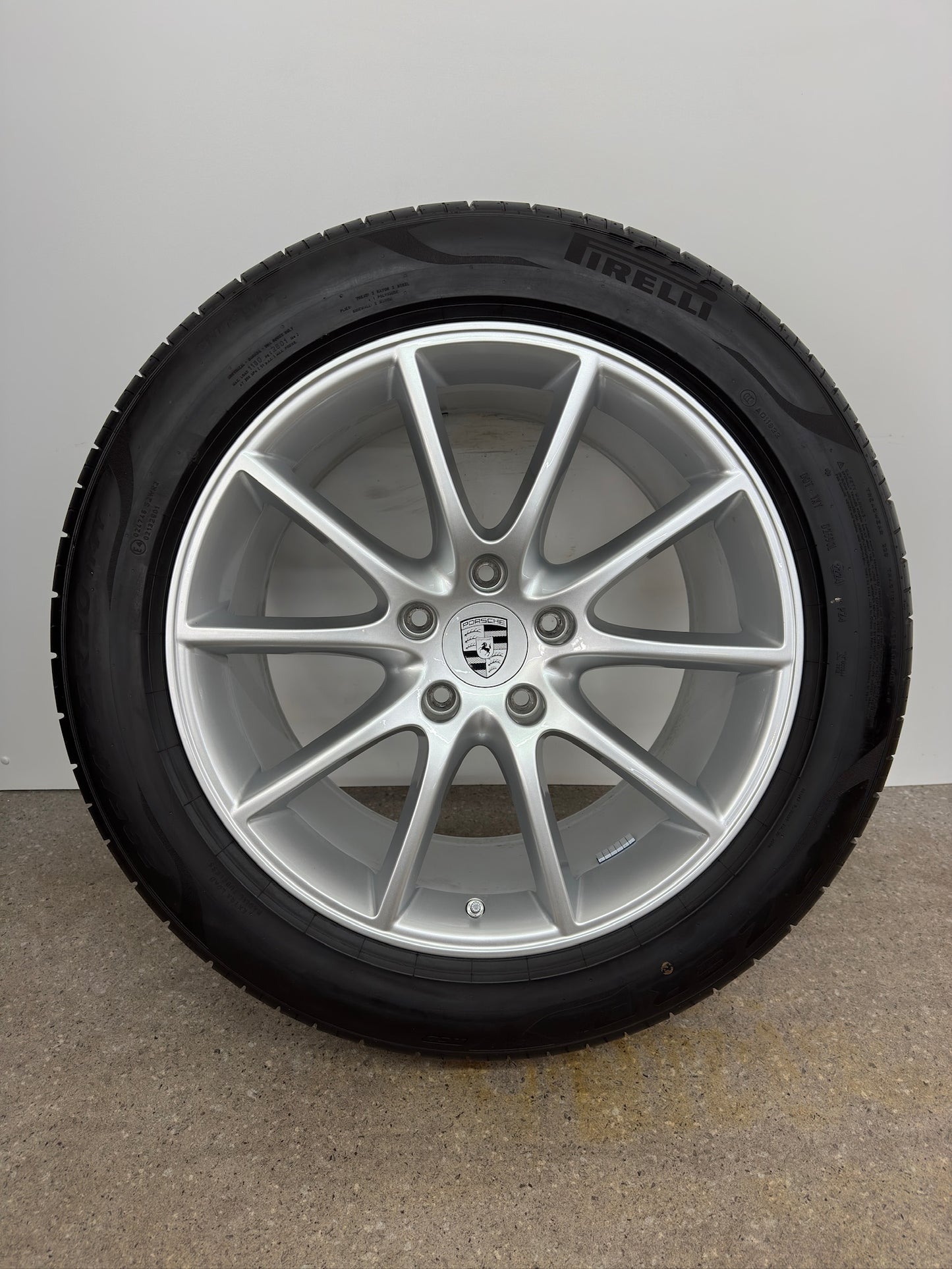 WIE NEU DOT2024 Original Porsche Cayenne E3 SUV 20 Zoll Sommerräder Sommerreifen Felgen 9Y0601025CT 9Y0601025DA Alufelgen Silber Design Sport N0 255/55 R20 110Y 295/45 R20 114Y Sommerradsatz MwSt.