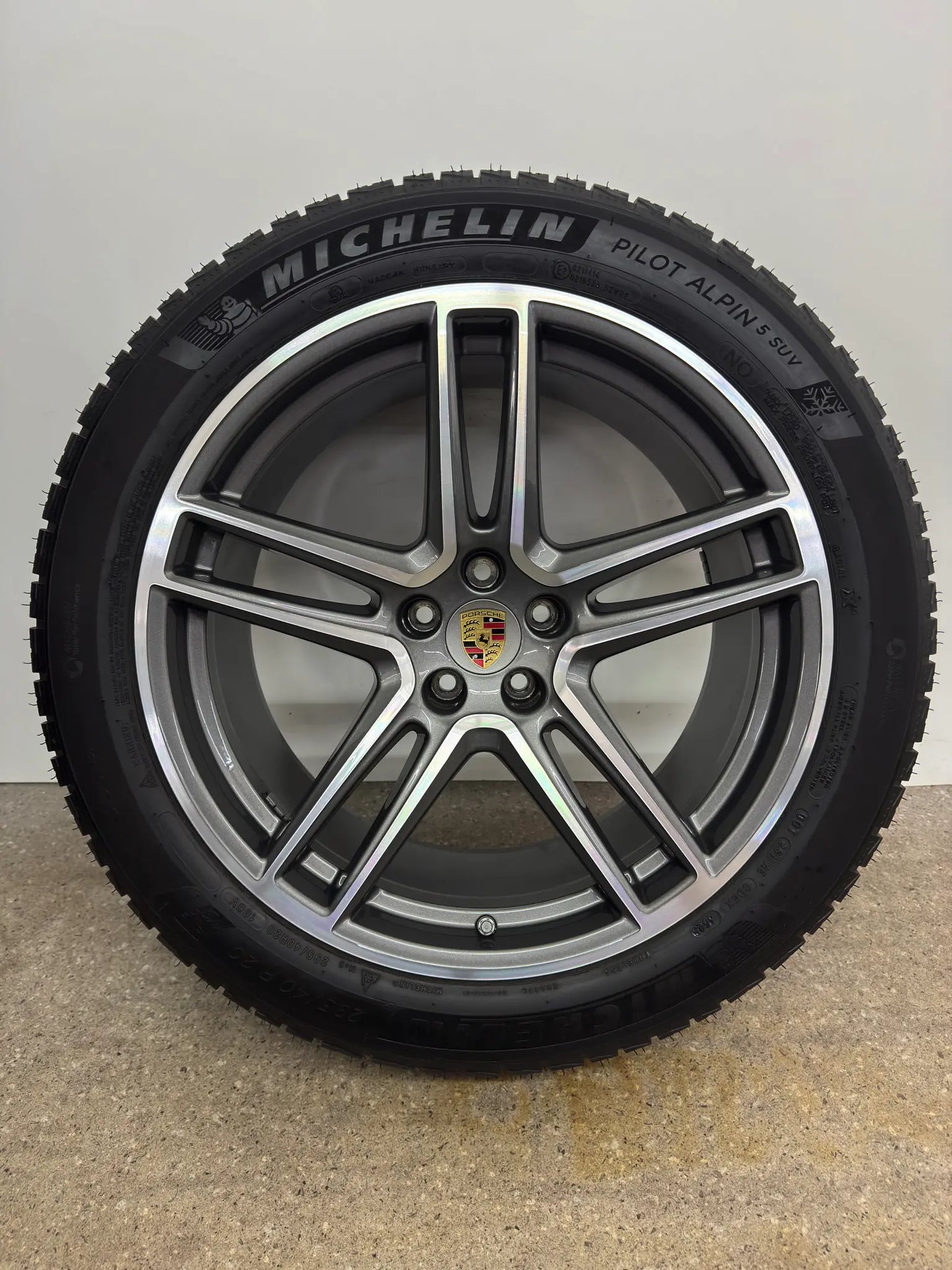 WIE NEU DOT23 Original Porsche Macan II 2 III 3 20 Zoll Winterräder Winterreifen Felgen Alufelgen 95B601025DG 95B601025DH 265/45 R20 104V 295/40 R20 106V Sport Exclusive Bicolor SUV M+S