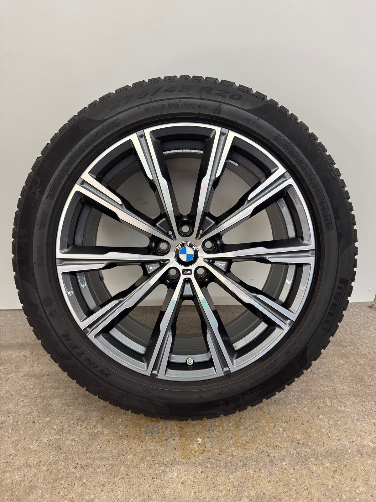 WIE NEU DOT24 Original BMW X5 G05 X6 G06 Sty. M 740M 20 Zoll Winterräder Winterreifen Felgen 8071996 Alufelgen 275/45 R20 110V M+S Sytling M Sport SUV RSC RFT Winterradsatz MwSt. ausweisbar