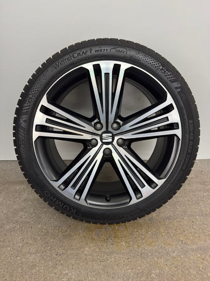 WIE NEU DOT24 Original Seat Tarraco KN2 20 Zoll Supreme Winterräder Winterreifen Felgen 5FJ601025B Alufelgen Cupra Sport Design Edition 235/45 R20 100W 8x20 ET41 5x112 M+S Winterradsatz SUV