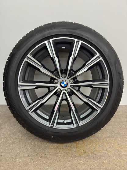 WIE NEU DOT25 Original BMW X5 G05 X6 G06 M 740M 20 Zoll Sommerräder Sommerreifen Felgen 8071996 8071997 275/45 R20 110Y 305/40 R20 112Y Pirelli P Zero * M Sport Line RFT Sommmeradsatz SUV