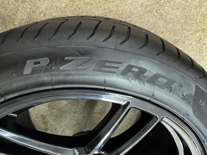 WIE NEU DOT25 Original Porsche Macan II 2 III 3 20 Zoll Sommerräder Sommerreifen Felgen Alufelgen 95B601025DG 95B601025DH 265/45 R20 104Y 295/40 R20 106Y Sport Exclusive Schwarz SUV