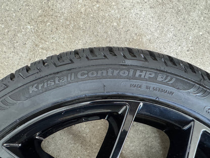 WIE NEU DOT25 VW Polo VI 6 2G AW Audi A1 GB Sportback 17 Zoll Winterräder Winterreifen Felgen Alufelgen Schwarz 215/45 R17 91V M+S KBA 50521 5x100 7,5x17 ET47 Winterradsatz