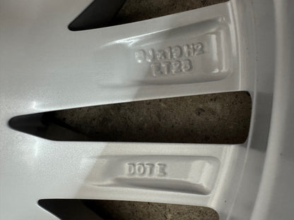 WIE NEU DOT4024 Original VW Touareg III 3 Osorno 19 Zoll Winterräder Winterreifen Felgen 760601025E Alufelgen CR Silber R-Line RDKS 255/55 R19 111H 8x19 ET28 SUV Winterradsatz MwSt. ausweisbar