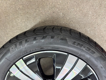 WIE NEU Original Mercedes C-Klasse W 206 17 Zoll Winterräder Winterreifen Felgen A2064017100 Alufelgen 225/50 R17 7x17 ET44,5 5x112 S 206 Limousine T-Modell 4MATIC Schwarz Silber Winterradsatz M+S
