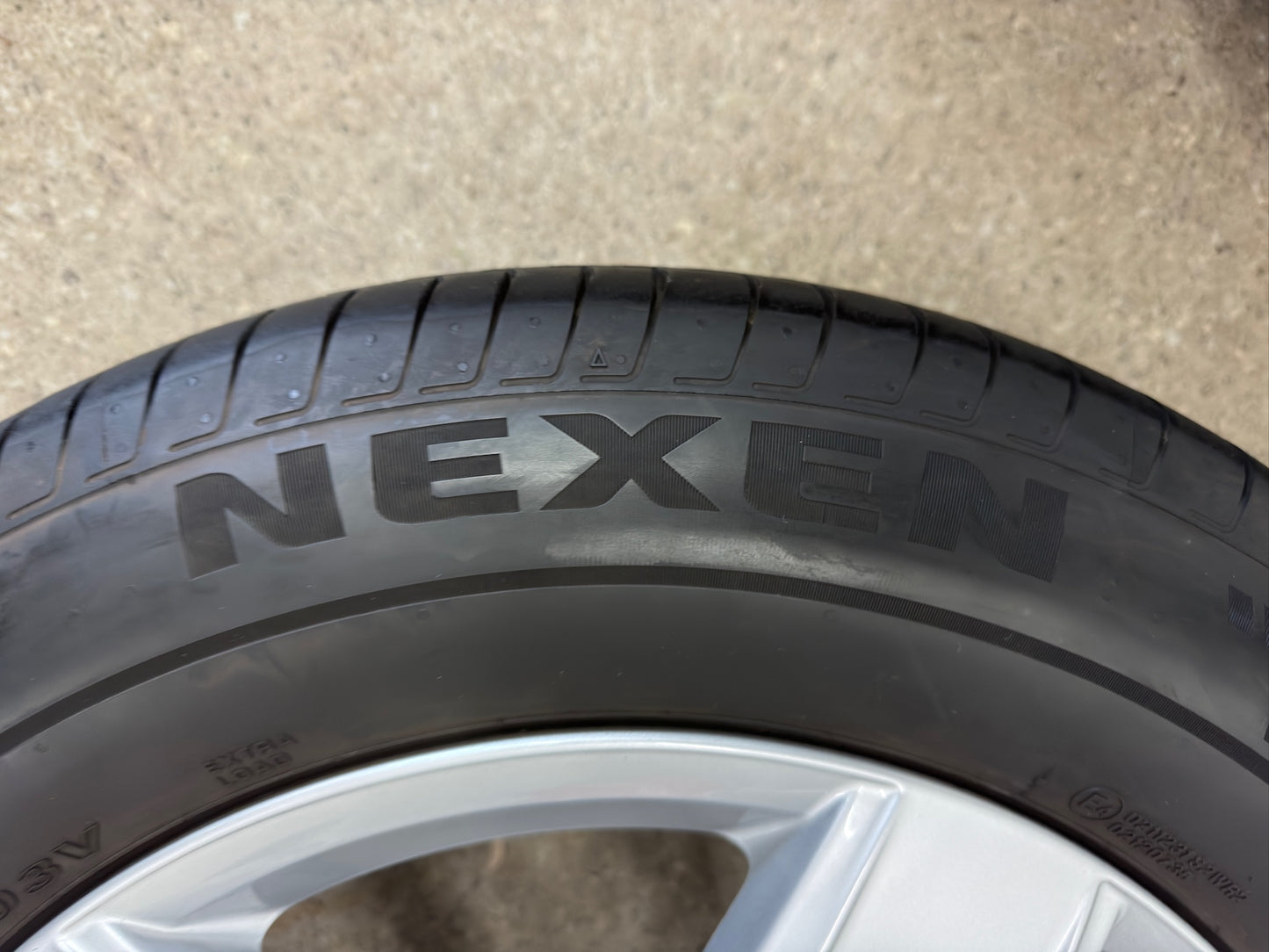 WIE NEU Original VW Tiguan II 2 Corvara 17 Zoll Sommerreifen Sommerräder 5NA071497 Felgen Alufelgen 215/65 R17 Zoll Kompletträder AD1 5N 5NA RDKS KBA49906