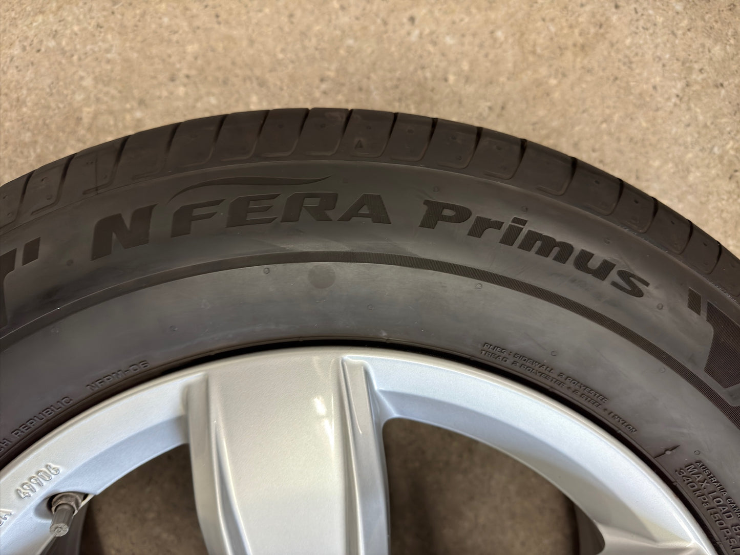WIE NEU Original VW Tiguan II 2 Corvara 17 Zoll Sommerreifen Sommerräder 5NA071497 Felgen Alufelgen 215/65 R17 Zoll Kompletträder AD1 5N 5NA RDKS KBA49906